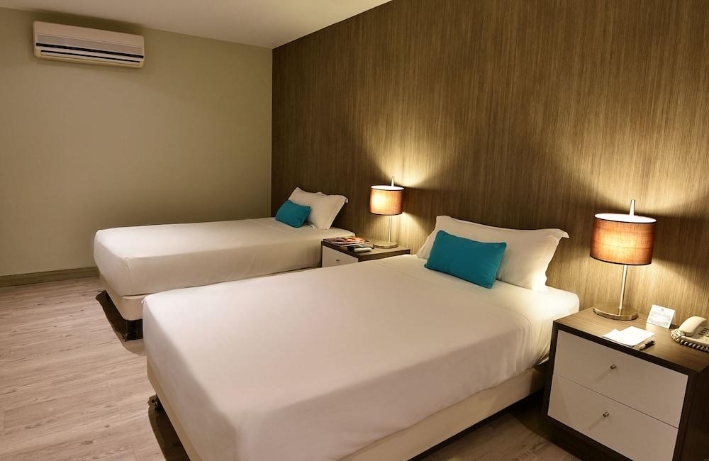 Mariel Hotel Boutique Lima Exterior photo